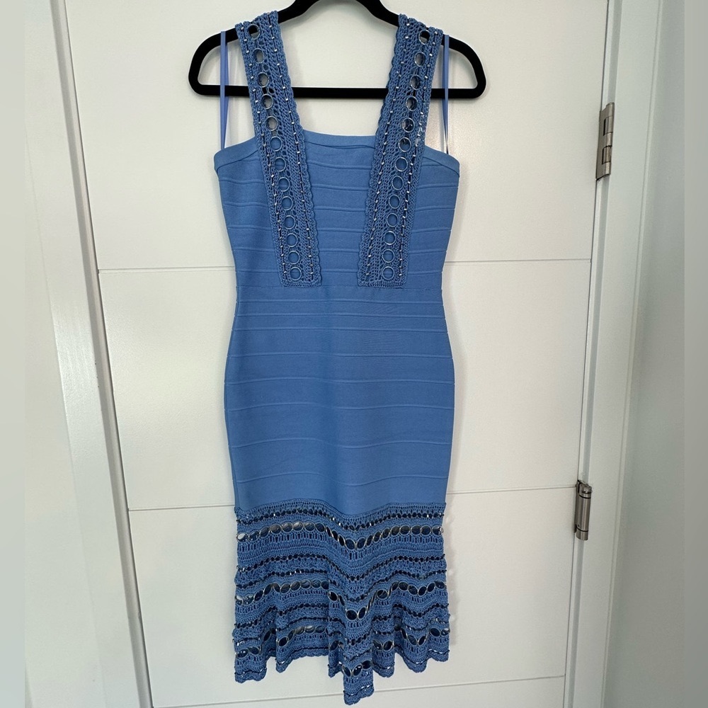 Forever Unique Size 3 blue bodycon dress